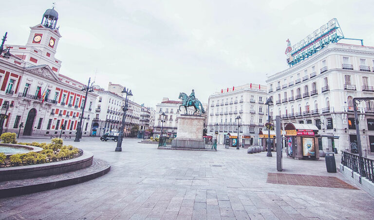 «Madrid en pausa» fotografías de Carmen Molina en una ciudad desierta
