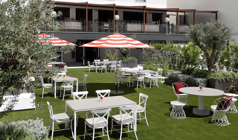 Hard Rock olvida sus hamburguesas y vuelve a Madrid como hotel y nuevo restaurante