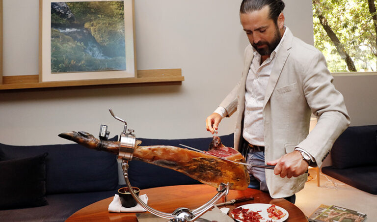 Samurai del jamón champagne bollinger y restaurante Luzi Bombón Madrid