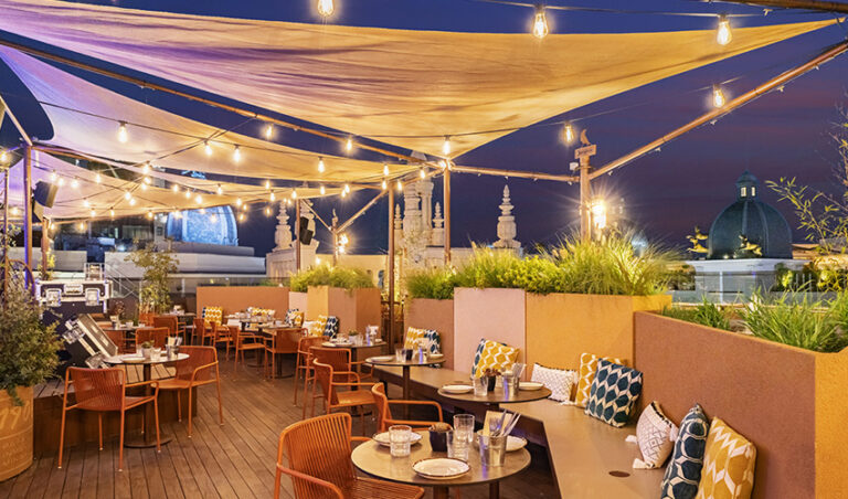 Música en directo, los jueves en la terraza Le Tavernier
