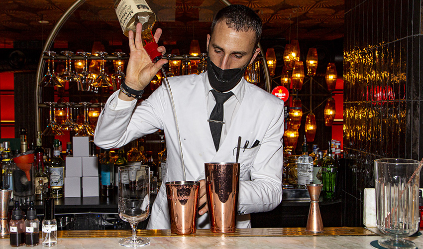 10-bares-y-restaurantes-de-madrid-para-disfrutar-de-su-cocteler-a