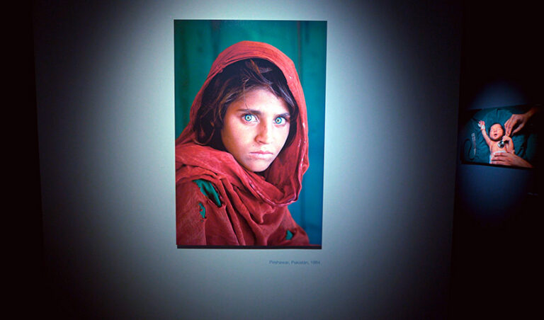 Exposición en Madrid. Fotografía Steve McCurry. ICONS