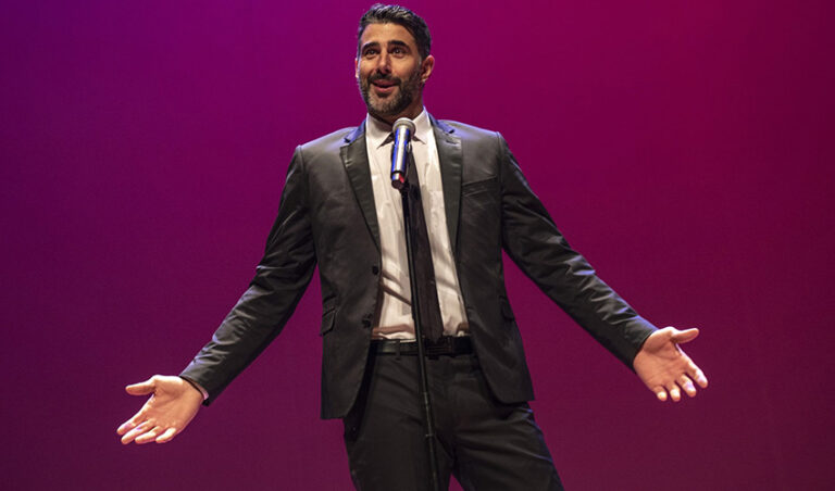 David Amor. Teatro monólogo Love está en el aire planes Madrid