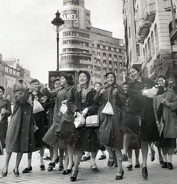 Exposición Madrid En Madrid. Una Historia de la Moda, 1940-1970.