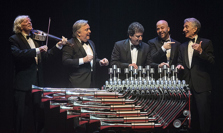 Les Luthiers