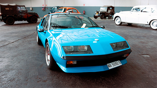 exposicion coches antiguos parque móvil del estado 