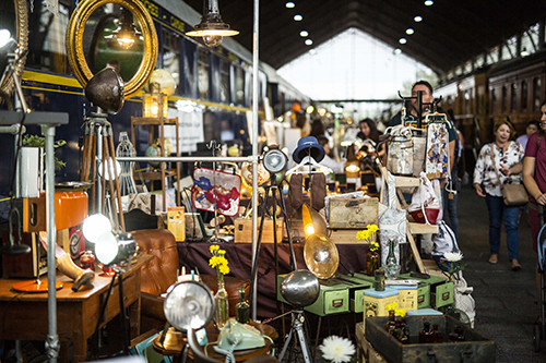 brocante. mercadillo vintage Mercado de Motores Madrid 