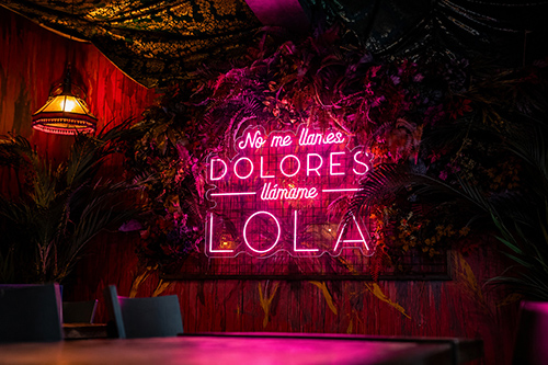 Lola 09 cocktail bar & gastronomía_